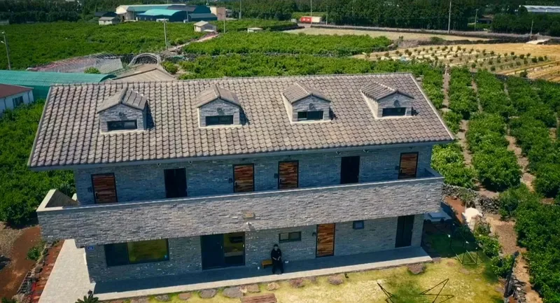 [Jocheon, Jeju] 13-pyeong duplex one-room stay #Tangerine field view #Natural room (utilities included) 53