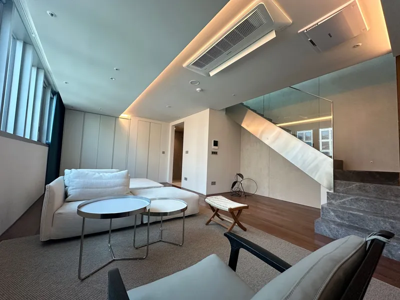 [Gangnam, Seoul] Cheongdam intersection luxury officetel duplex 24 pyeong 17