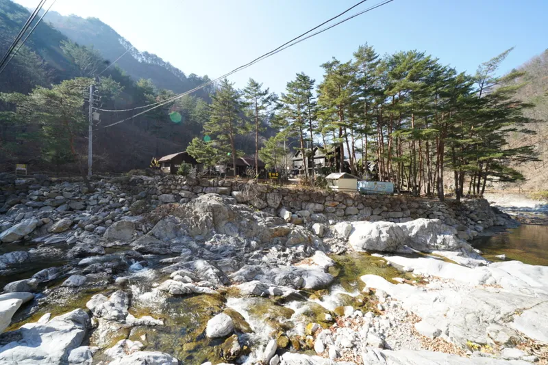 [Yangyang] Pension with a stream flowing in Micheongol Natural Recreation Forest #Rose Night 9