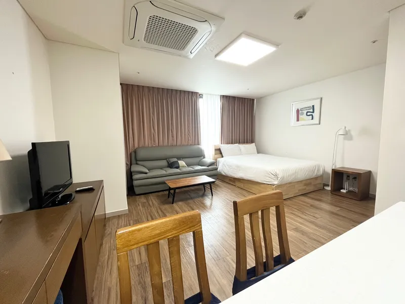 [Jung-gu, Seoul] A comfortable space just a 1-minute walk from Seodaemun Station. 2
