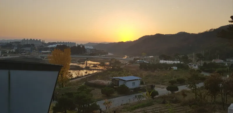 [강원 횡성] 섬강 하늘아래ㅡ그림같은 섬강과 산과 하늘을 바라보며 삶의 여유를 가지세요 52