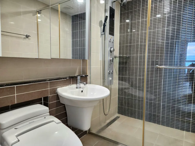 [Goseong] Unrivaled panoramic ocean view #Korea's only private beach apartment 6