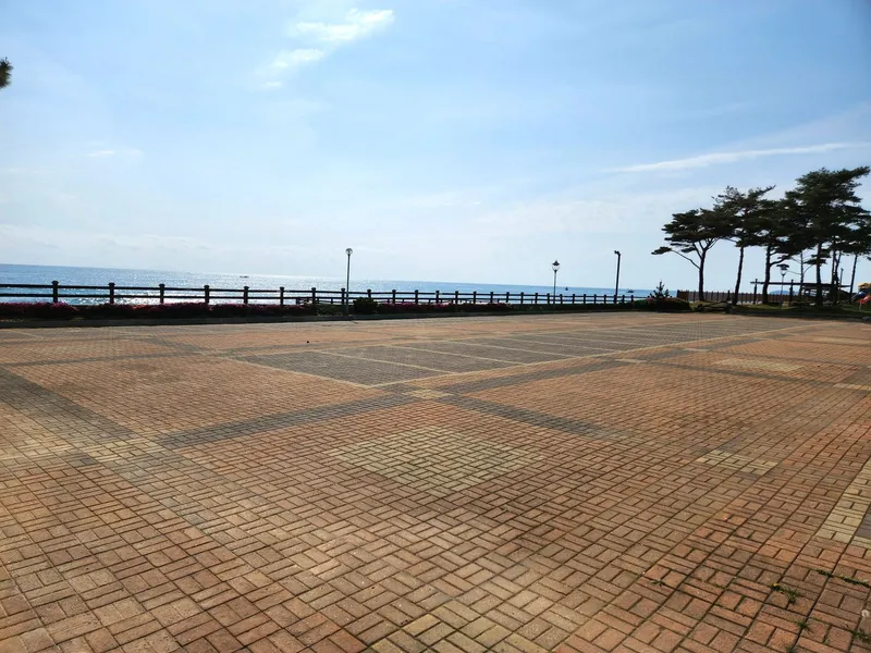 [Goseong] Unrivaled panoramic ocean view #Korea's only private beach apartment 28