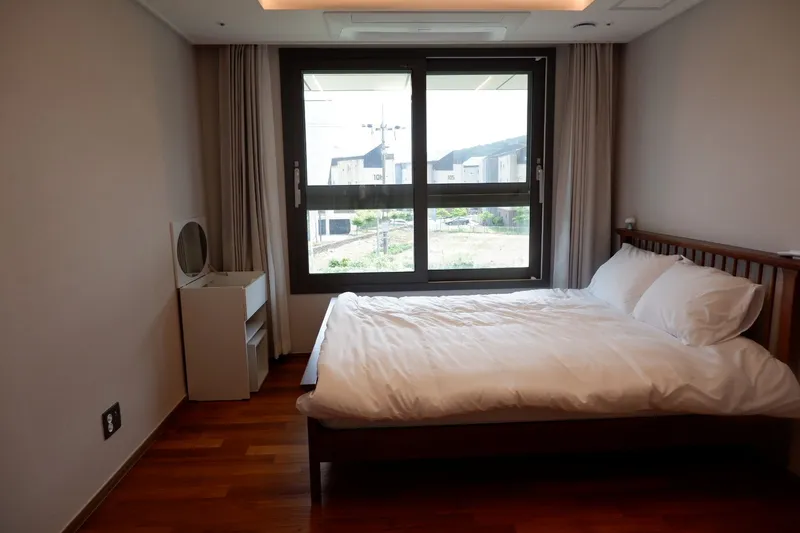 [Yeon-dong, Jeju] Newly Built High-End Fully Furnished 3-Room with Baby Supplies #KidsRoom Near Airport 2