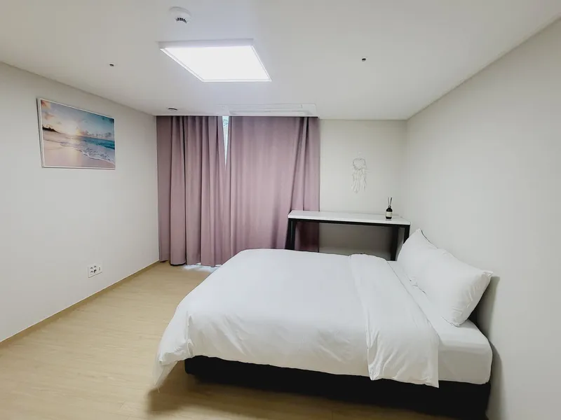 [Gangneung] #New apartment #Surfing #5 min walk to the beach #Coffee street #Ice coffee water purifier #Hotel bedding 11