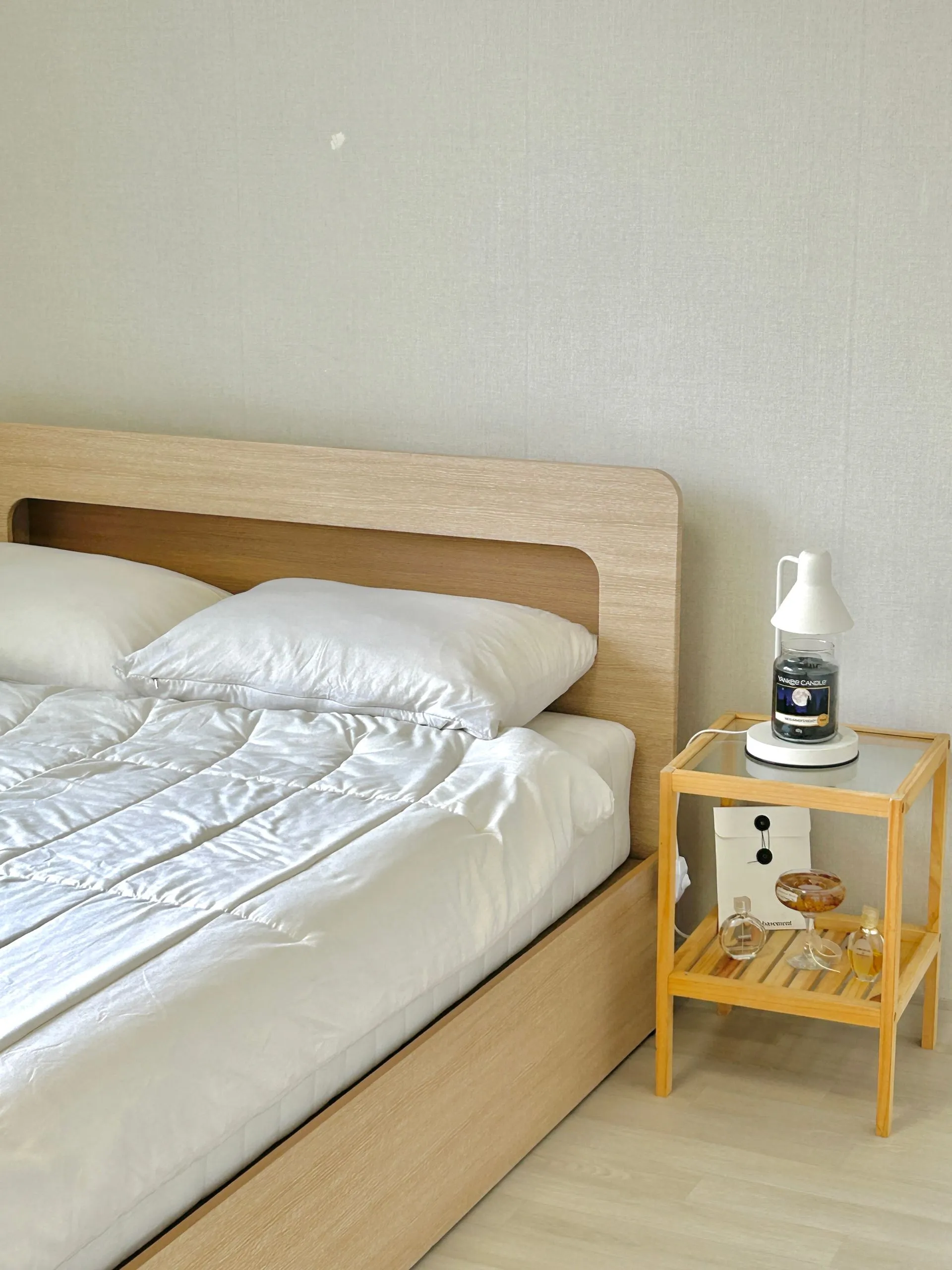 Hyomok-dong Transit-Friendly Two-Bedroom House