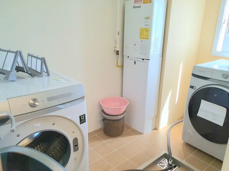 [강원 속초] 해변 풀옵 방3개 아파트 10