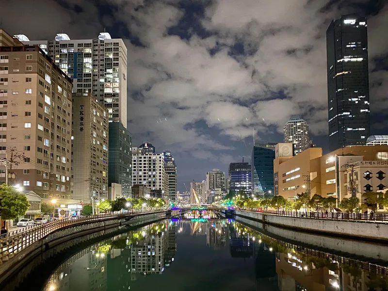 [Busanjin, Busan] Near Jeonpo, Busan 25