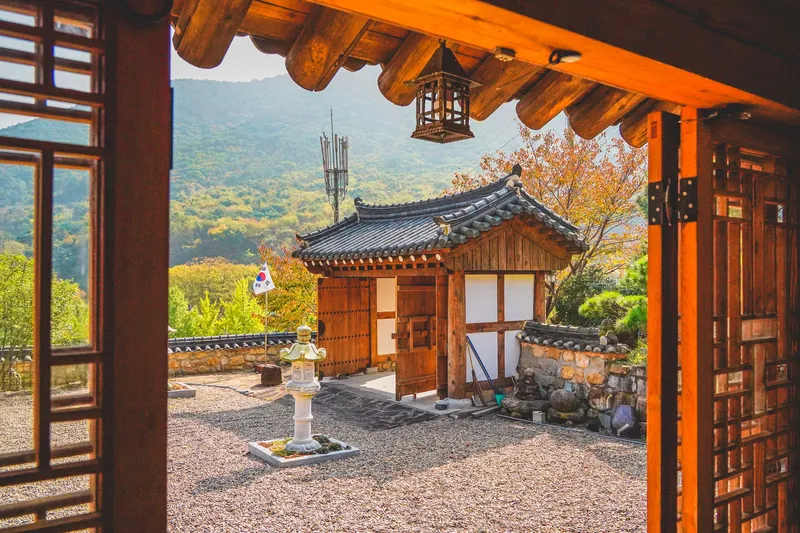 [Ulju, Ulsan] A detached Hanok with a mountain view, lawn, and private tea room 14