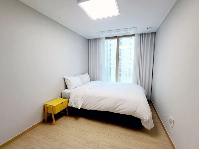 [Gangneung] #New apartment #Surfing #5 min walk to the beach #Coffee street #Ice coffee water purifier #Hotel bedding 12
