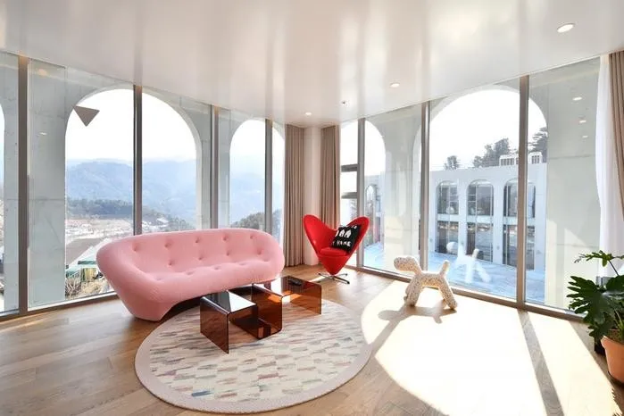 [Gapyeong] Kids Pool Villa Pension #1 right in front of Achimgogyo Arboretum 2