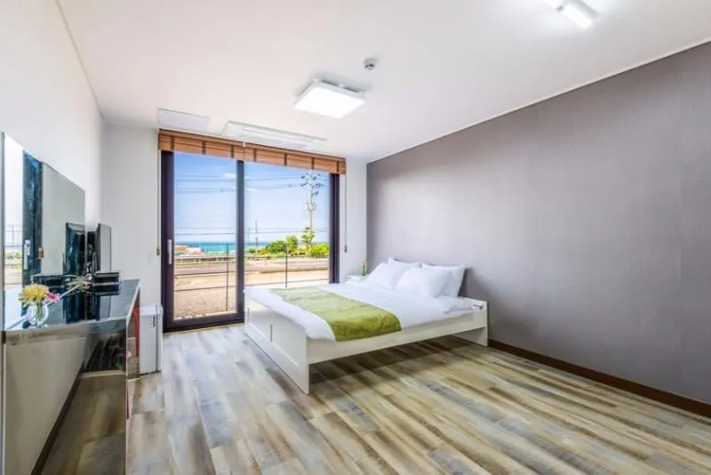[Jocheon, Jeju] Jeju Island's best value for money, emotional pension with a large garden #Ocean 5