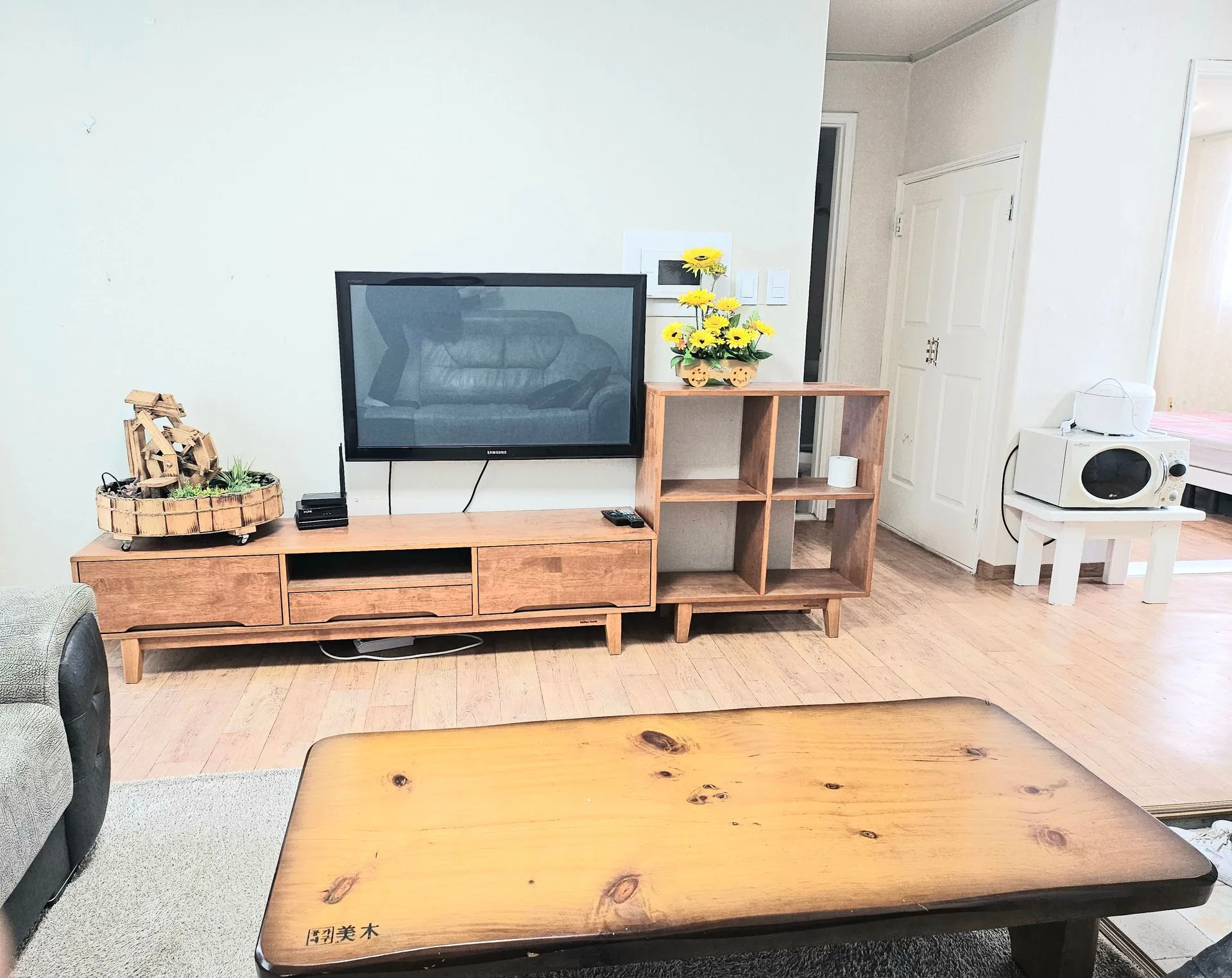 Hongmun-dong Two-Bedroom Apartment
