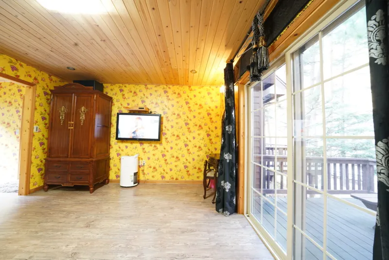 [Yangyang] Pension with Micheongol Valley flowing inside Micheongol Natural Recreation Forest #Topaz 6