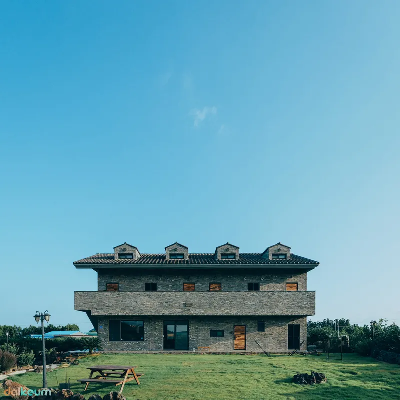 [Jocheon, Jeju] 13-pyeong duplex one-room stay #Tangerine field view #Natural room (utilities included) 47