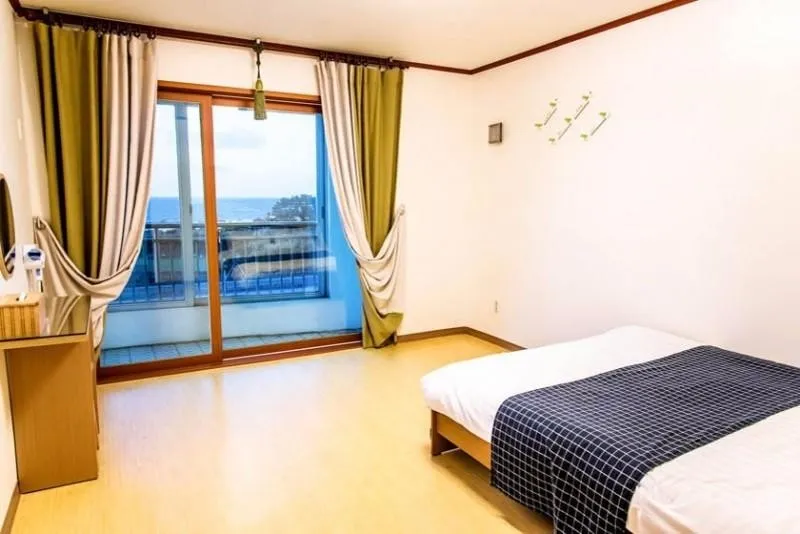 [Jocheon, Jeju] Jeju Island's best value for money, emotional pension with a large garden #MarvinA 4