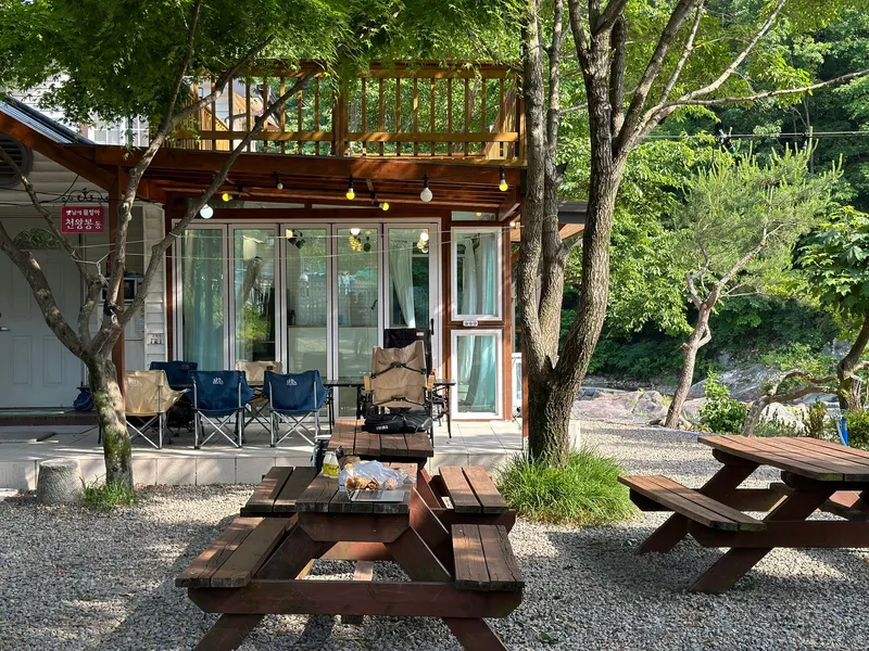 [경남 산청] 지리산 청정계곡 바로 앞 프라이빗한 독채 10