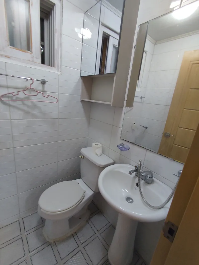 [Gwanak, Seoul] Sillim Station. Danggok Station. 8 min walk. Room 205 11