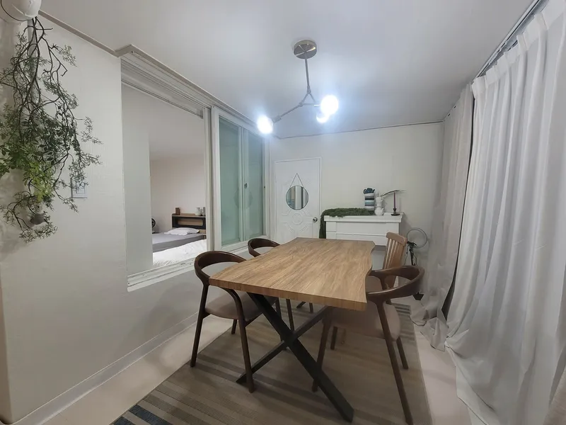 [Songpa, Seoul] Fully furnished queen 1 + single 2 near Jamsil Saenae Station, pets allowed 20