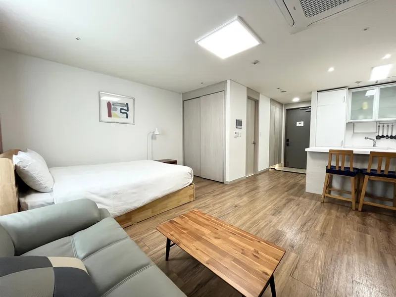 [Jung-gu, Seoul] A comfortable space just a 1-minute walk from Seodaemun Station. 3