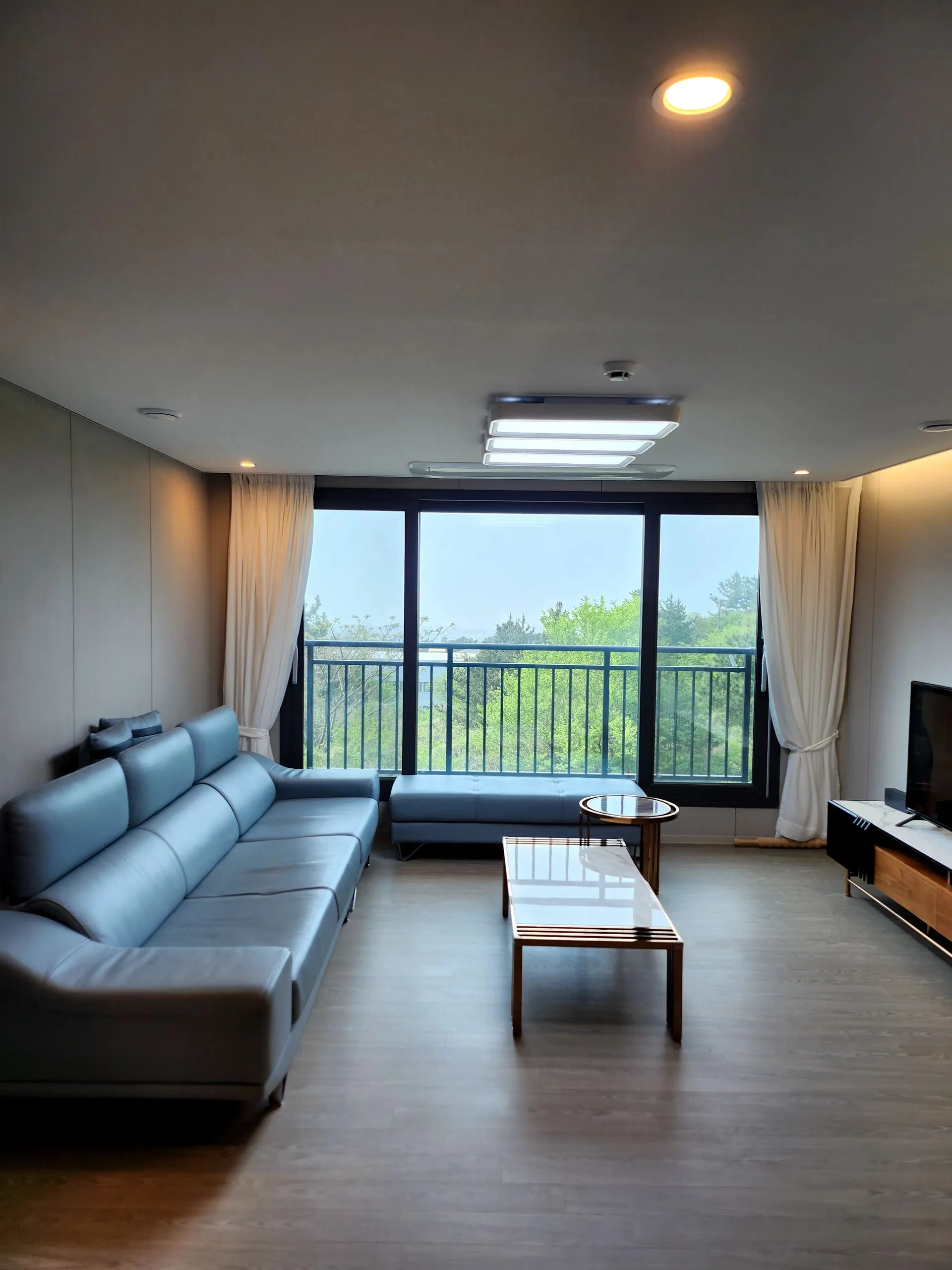 Two-Bedroom in Jeju City, Jeju — 112m², sleeps 5, 2 baths