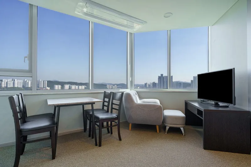 [Yongin] Hotel Family Twin 4 people available Parking available 2