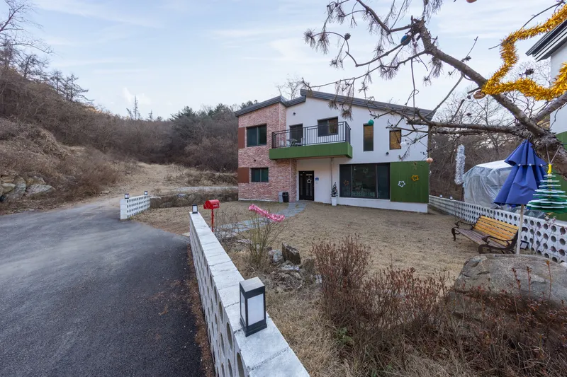 [Gapyeong] A private pool villa pension in the middle of beautiful nature #201 21