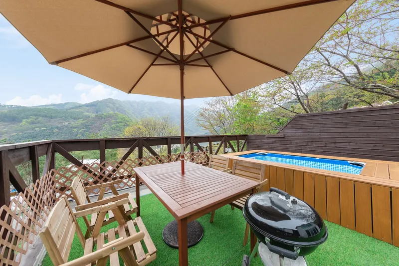 [경기 가평] 개별테라스와 개별풀장이 있는 애견동반펜션 #에멘탈1 15