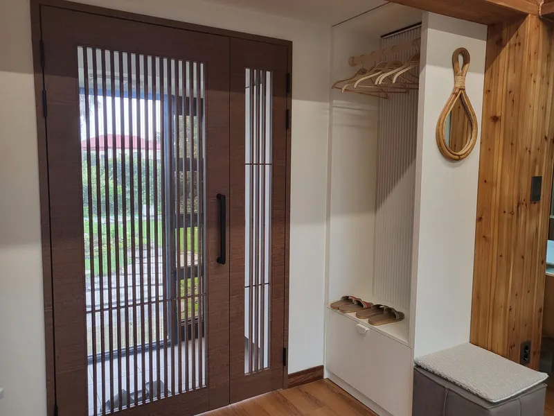 [Hallim, Jeju] A country stone house with a pretty yard and rafters 38