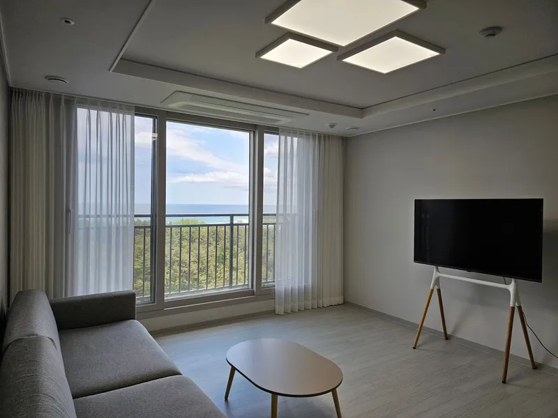 [Gangneung] High-rise ocean view three-room apartment with a view of the ocean #Ocean view 10