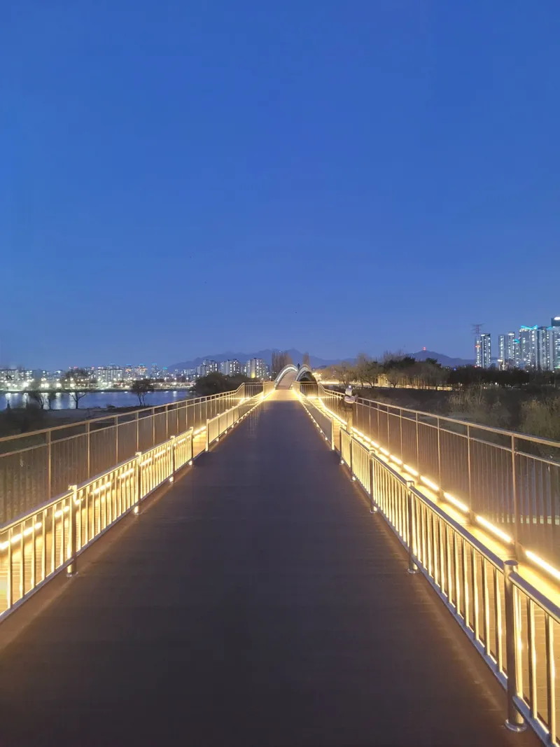 [Yeongdeungpo, Seoul][Seoul Center] Full of warm sunshine #2 minutes from Seonyudo Station, adjacent to the Han River 27