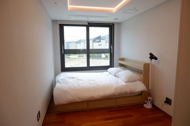 [Yeon-dong, Jeju] Newly Built High-End Fully Furnished 3-Room with Baby Supplies #KidsRoom Near Airport 10