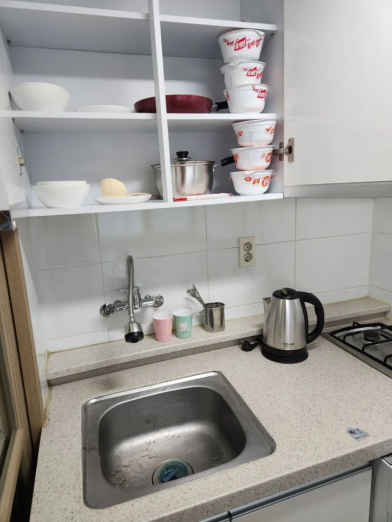 [부산 부산진][부산 개금] 개금역 도보5분 예쁜 분리형투룸 재래시장 먹자골목 도보2분 10