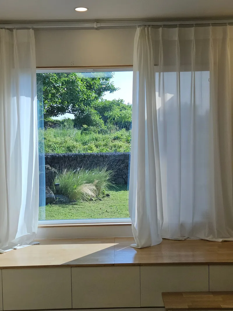 [Seongsan, Seogwipo] A quiet and clean remodeled three-room duplex house 17