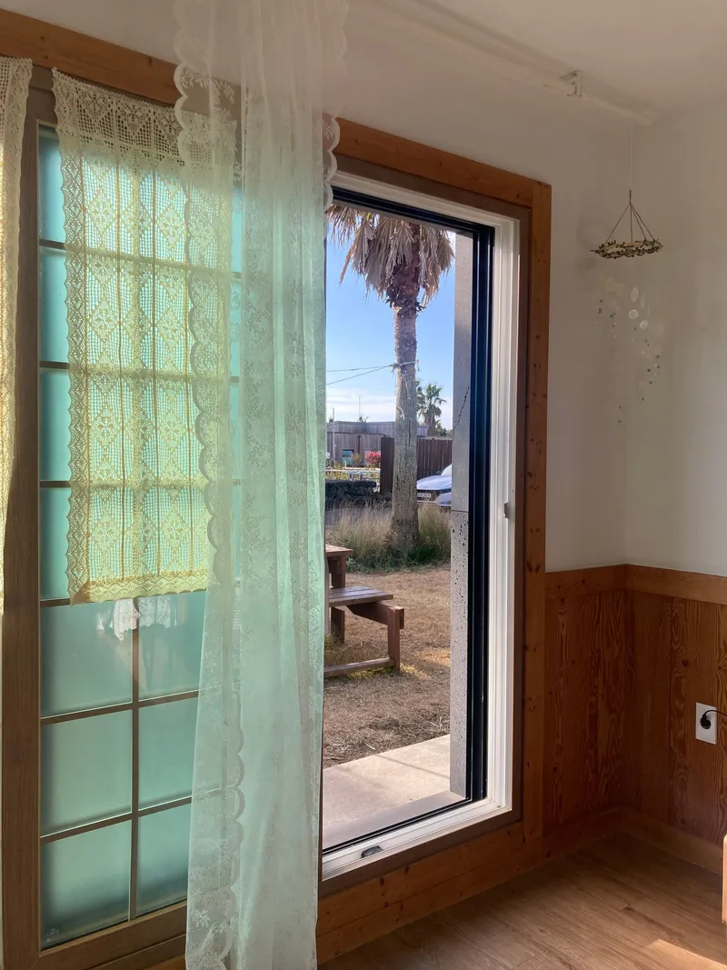 [Pyoseon, Seogwipo] A quiet, independent house in a rural village 5 minutes on foot from the coastal road 7