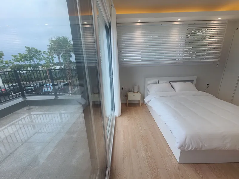 [Namwon, Seogwipo] D4 120 pyeong land, 43 pyeong duplex, single-family house newly opened 10
