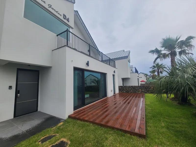 [Namwon, Seogwipo] D4 120 pyeong land, 43 pyeong duplex, single-family house newly opened 20