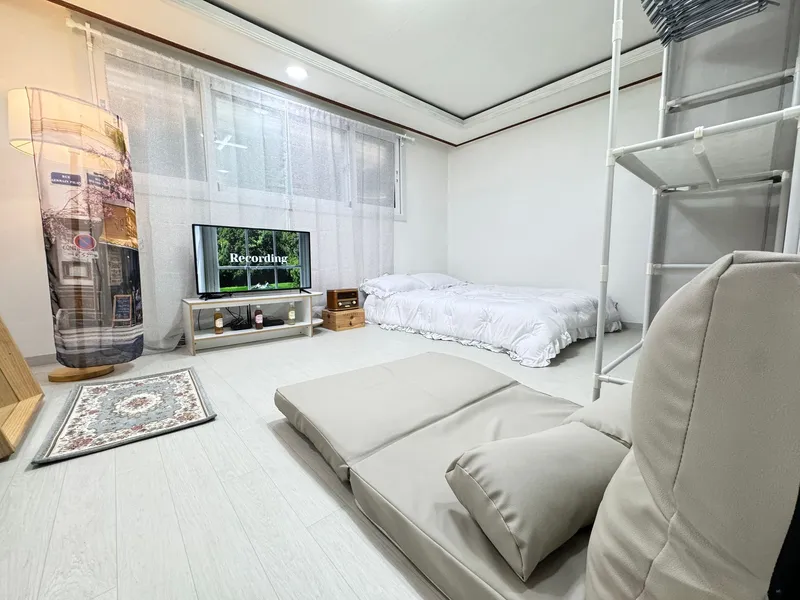 [Songpa, Seoul] Jamsil Remodeling First Occupancy Quiet Residential Area Fully-Optioned Two-Room 18