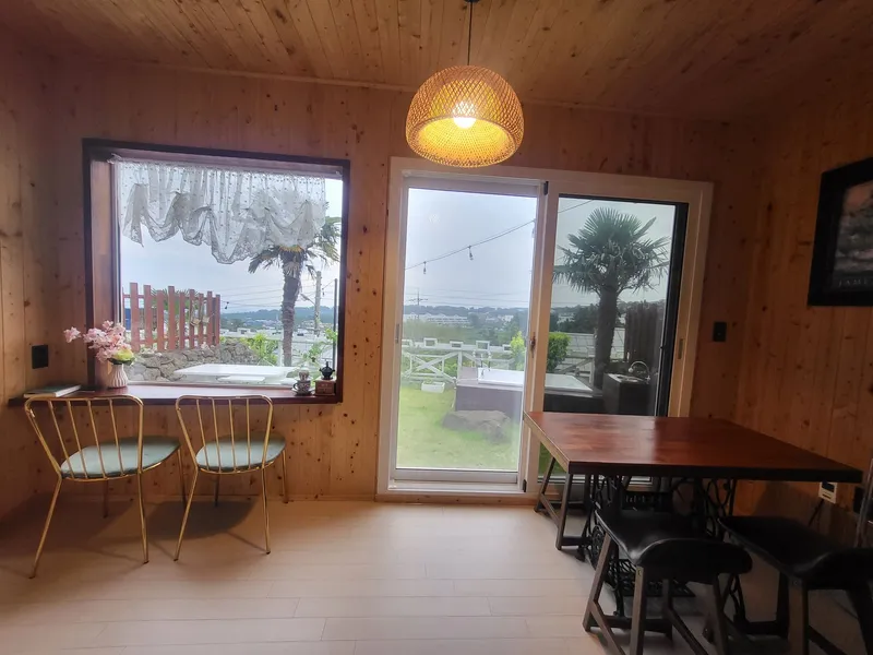 [Aewol, Jeju] Healing accommodation with sunrise and jacuzzi #Newly built accommodation Dalset 26