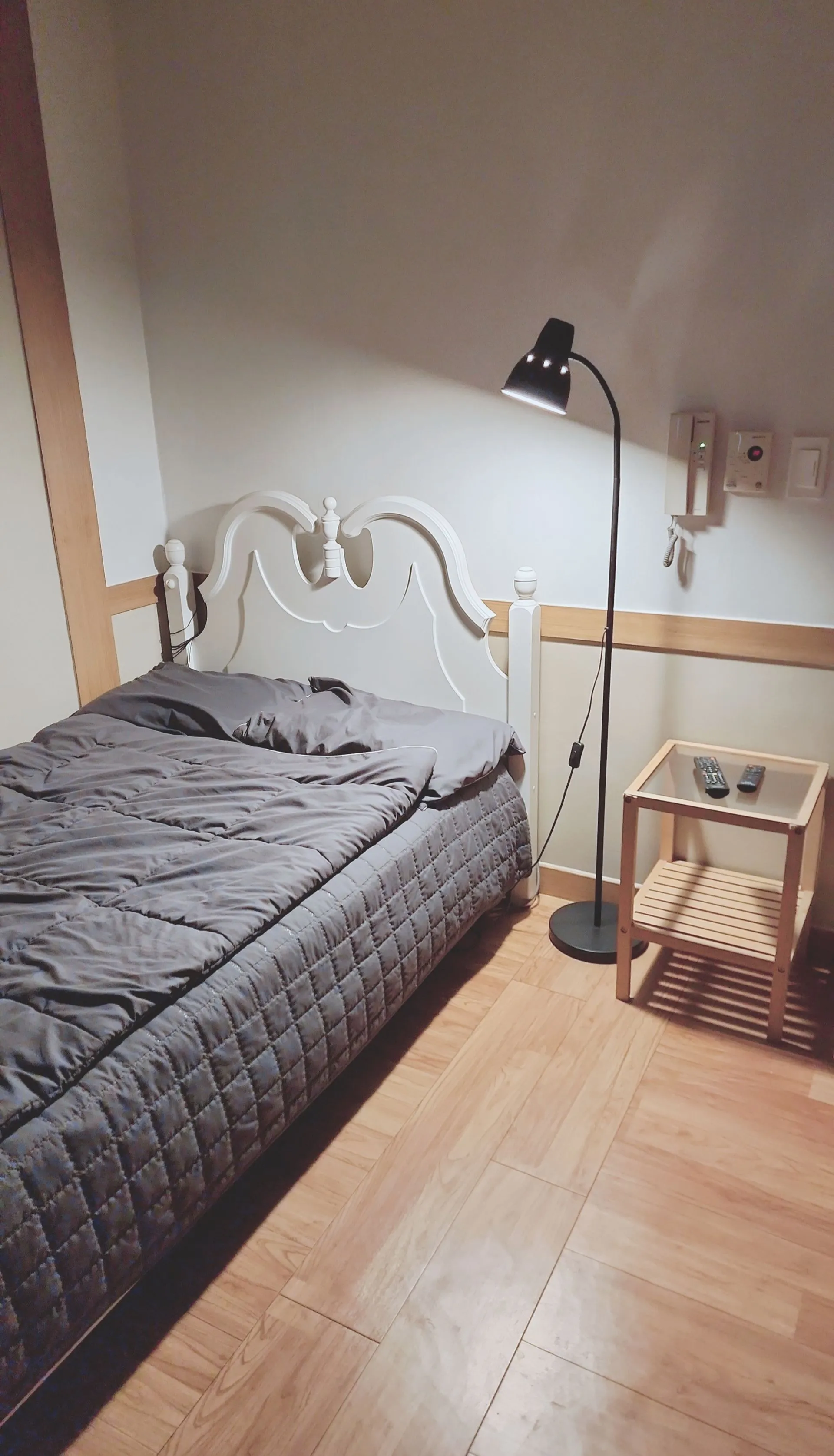 Sinchang-dong Transit-Friendly One-Bedroom House