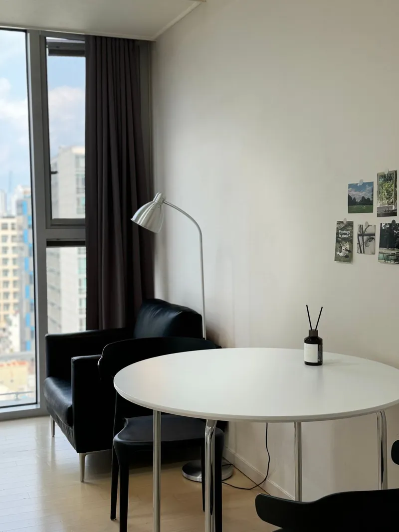 [Gangnam, Seoul] High-rise city view 30 seconds walk from Gangnam Station 7