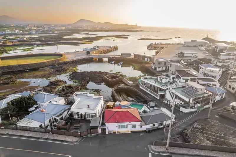 [제주 조천] 바다앞 사계절자쿠지 넓은마당 투룸 #제주돌담#평상 27