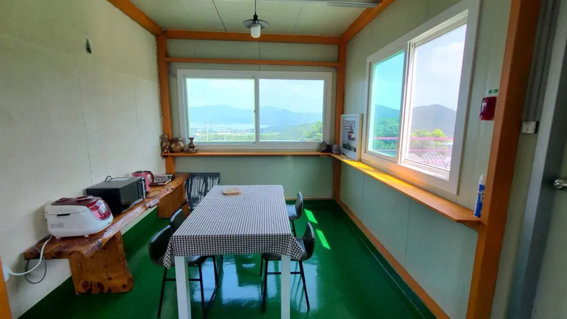 [Haenam] Ocean view pension with good air right below Mt. Dalma #4 person room 2