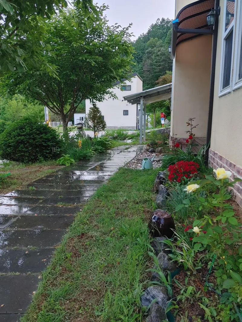 [Gapyeong] Independent accommodation with lawn yard 17