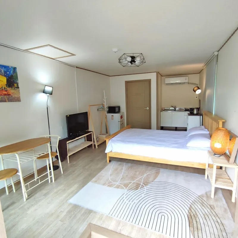 [Gujwa, Jeju] Spacious Garden Sehwa Forest One-Room #2 #Pets Allowed 3