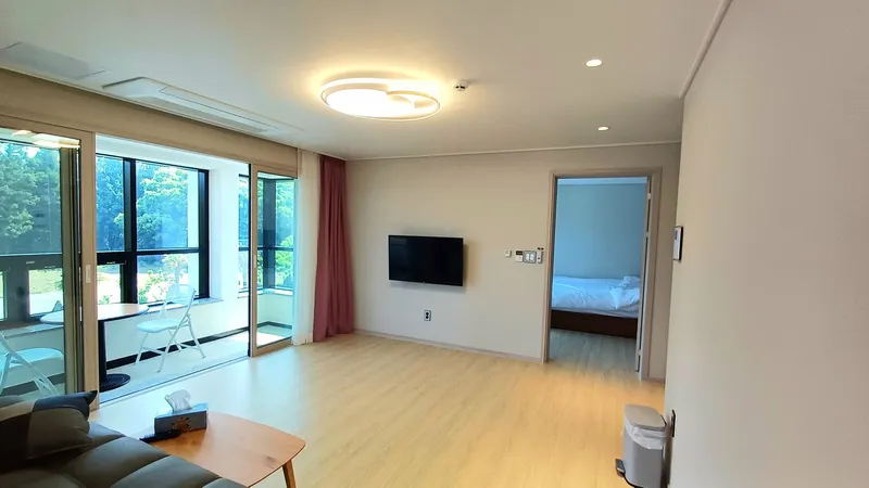 [Gujwa, Jeju] Jeju Shinsang Pension 201 with a beautiful garden and forest 2