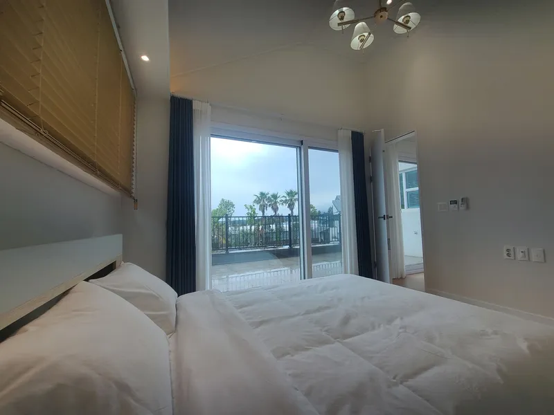 [Namwon, Seogwipo] D4 120 pyeong land, 43 pyeong duplex, single-family house newly opened 14