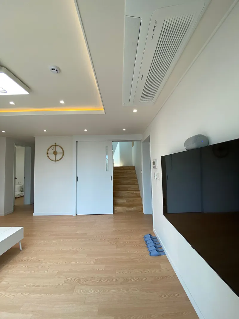 [Namwon, Seogwipo] 43-pyeong Jeju private pension C3 Opera Garden Family happiness space 7