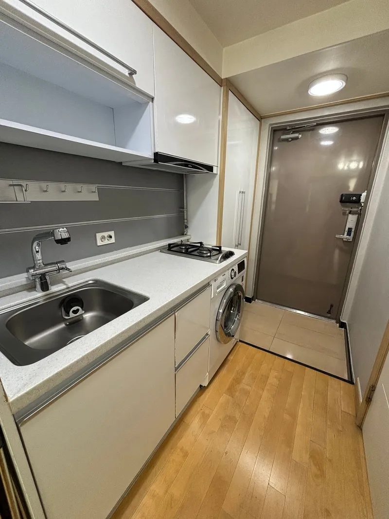 [Gangnam, Seoul][Seoul Gangnam Station] Fully furnished officetel, 1 minute walk 10