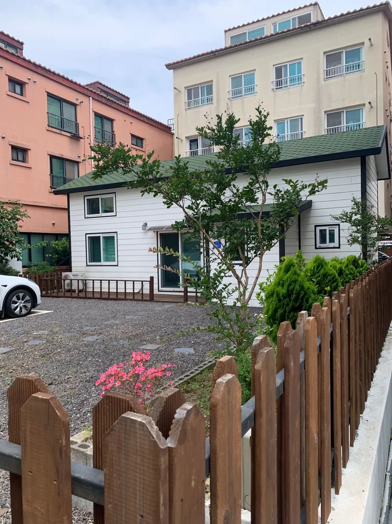[제주 아라일동] <제주 공항>제주 동서남북 접근성이 좋은 제주시내 단독주택 7